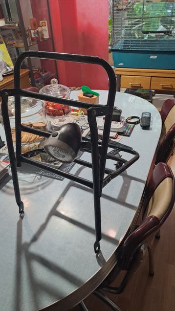 GRATIS Stevige fiets bagagedrager met verlichting