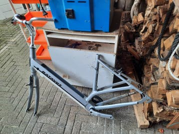 Oud ijzer gratis ophalen  fietsframe