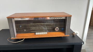 Oude Philips radio