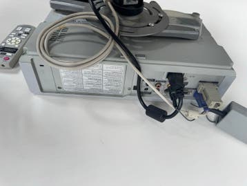 Panasonic Projector met afstandsbediening en beugel