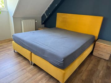Tweepersoons bed met matras 180x200 cm