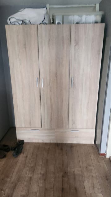 Kast met hang- en leggedeelte en lades