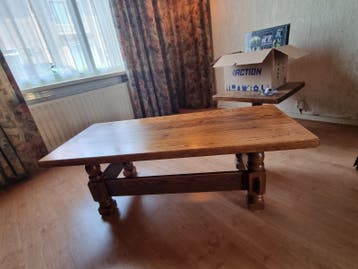 Robuuste eikenhouten salontafel - Gebruikt