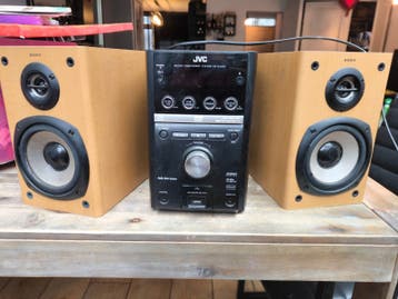 Gratis, werkende JVC stereo/dvd speler met Sony speakers
