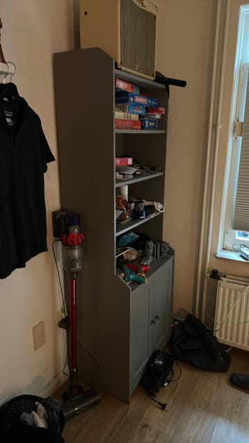 Tv meubel en 2 kasten. Zgan! GRATIS Nieuwwaarde 800 euro