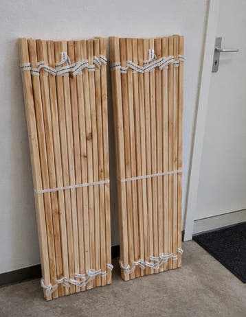 Gratis af te halen – 2 houten lattenbodems 90x200