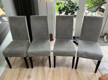 Eetkamerstoelen 4x (gratis)