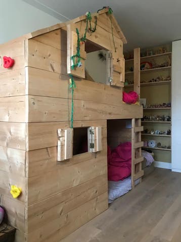 Uniek Houten Speelhuisbed