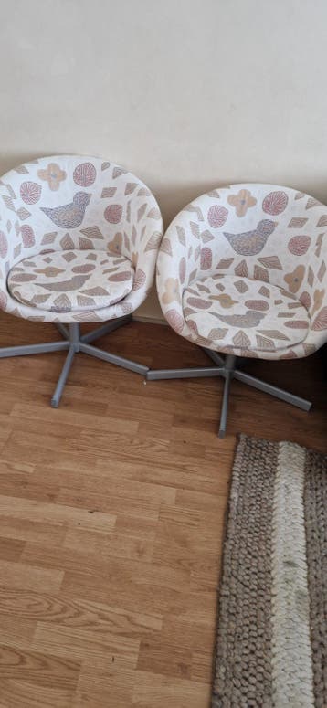 2x Draaibare stoelen met vogelprint