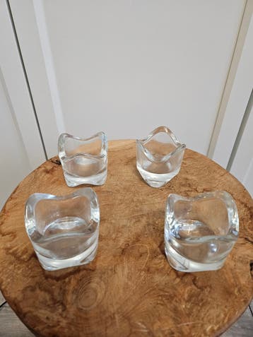 Set van 4 glazen theelichthouders