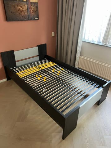 1.20x2.00 bed