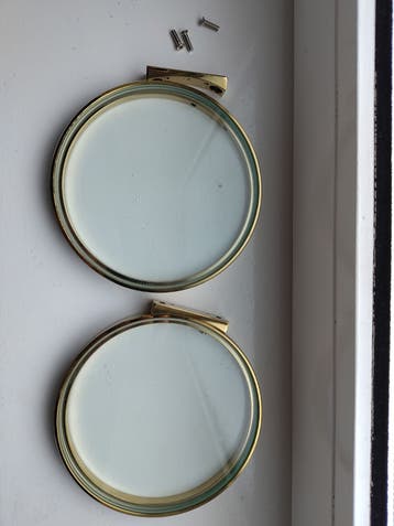 2 'zwevende' wandplankjes, Ikea
