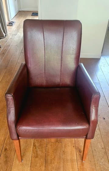 Lederen eetkamerstoelen