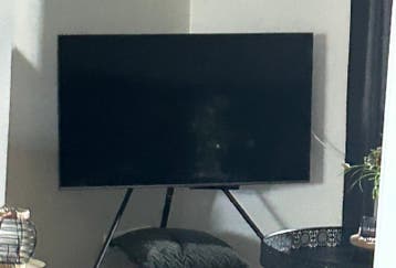 Samsung qled met defect ( streep soor scherm)