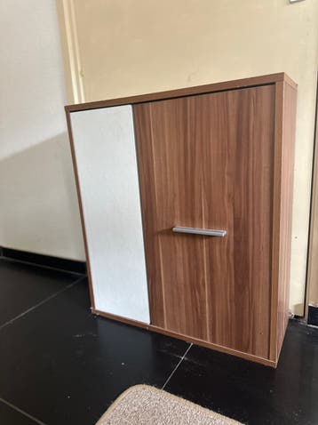 Compacte kast met twee deuren - bruin/wit - gratis