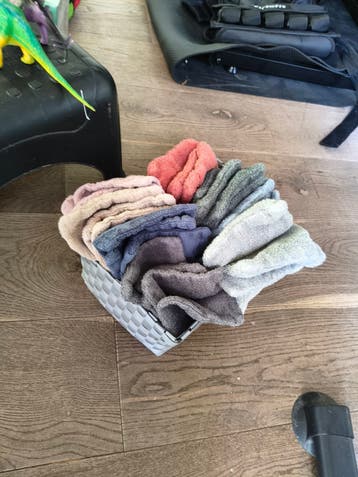 Washanden in verschillende kleuren gratis