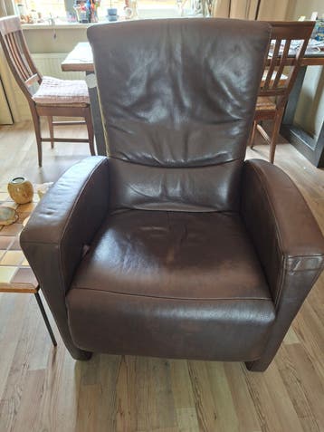 GRATIS Comfortabele leren relaxfauteuil met 3 standen