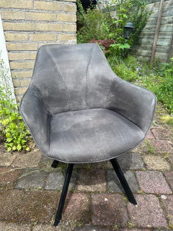 6 eetkamerstoelen Bas - Leen Bakker