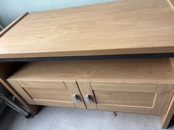 Tv meubel- gratis