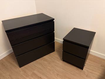 Bedroom storage set