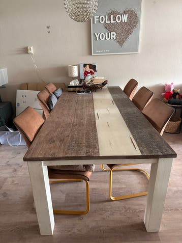 Complete Inboedel: Kledingkast, Elektrisch Verstelbaar Bed
