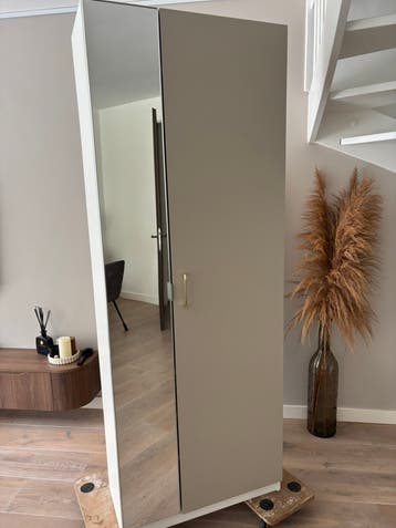Garderobekast/schoenenkast met spiegeldeur