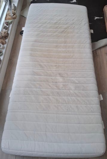 Gebruikt matras 90x200 gratis af te halen