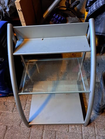 gratis ophalen stalen meubeltje met glas