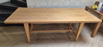 Houten tafel - Ideaal voor eetkamer of kantoor