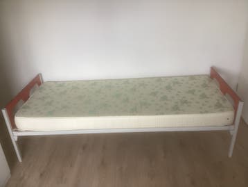 Bed eenpersoons