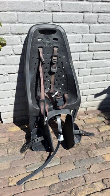 Fietsstoeltje Yepp (achterzitje in zwart)
