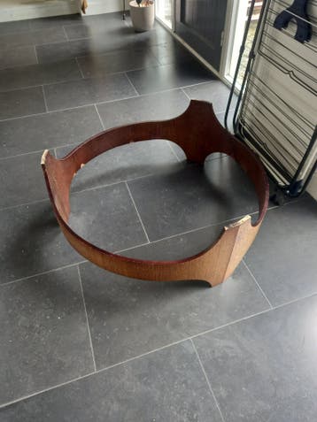 Gratis Salontafel space age onderstel vintage