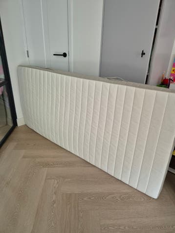 Eenpersoonsmatras, Ikea