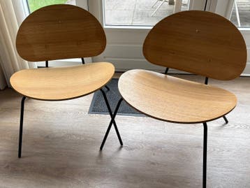 Gratis Set van 2 moderne houten stoelen