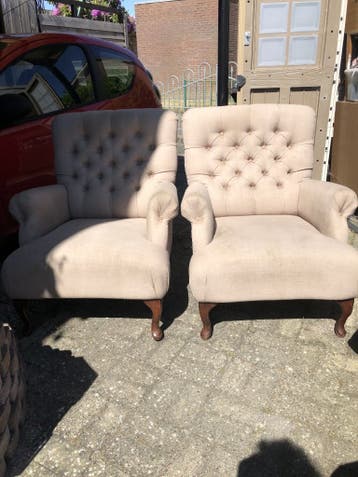 Havana gecapitonneerde fauteuils/ stoelen room/beige