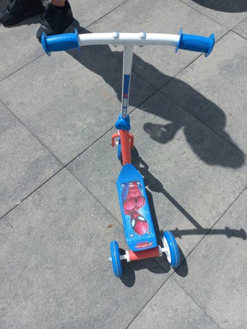 Kinder stepje spiderman