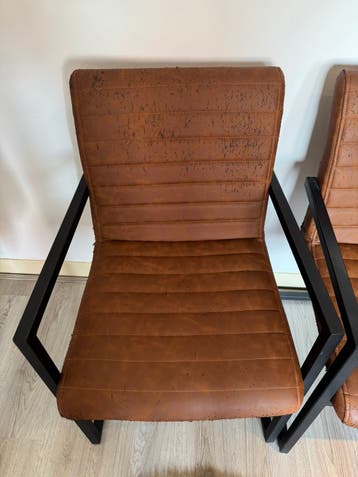 6 eetkamerstoelen gebruikt