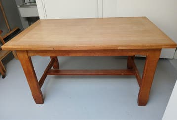 Gratis leuke uitschuifbare eettafel