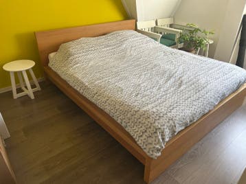 Bed 160x200 cm