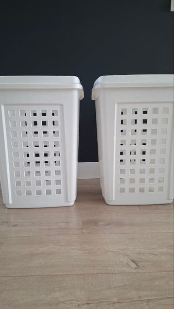 GRATIS af te halen. 2 wasmanden .