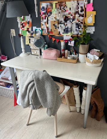 Zelfgemaakt wit bureau