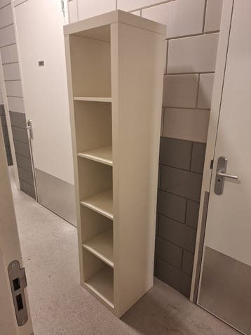 Gratis - Witte stellingkast