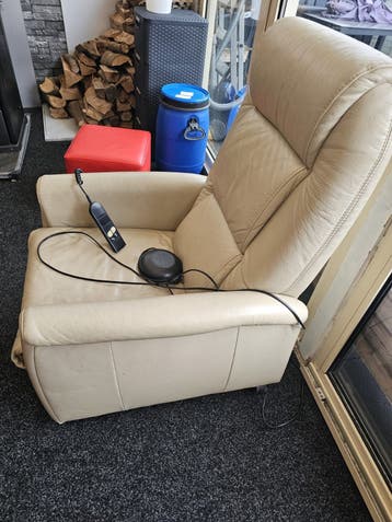 Comfortabele elektrische relaxstoel - Beige leer