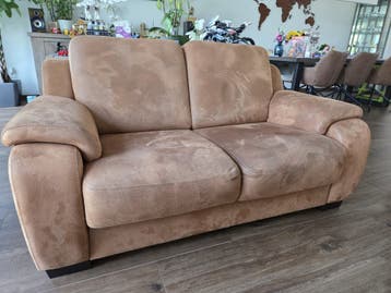 Bankstel (2 zits + 1 zits) met hocker. Microleder Cognac