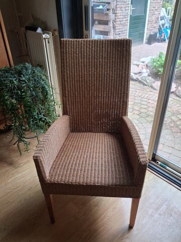 Eetkamer stoelen 4 stuks (kan ook in de tuin)