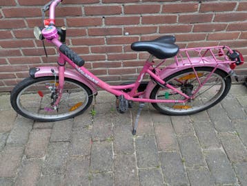 Roze kinderfiets gratis op te halen - opknapper