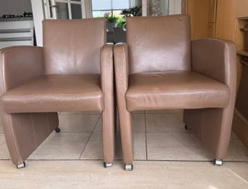 6 leren stoelen, gratis af te halen