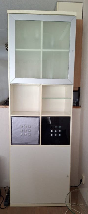 2 kasten (gratis)