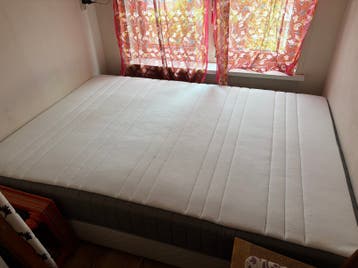 Gratis Hovag ikea matras afhalen 200x140