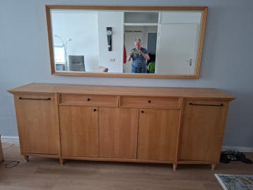 Eikenhouten dressoir met lades en deuren